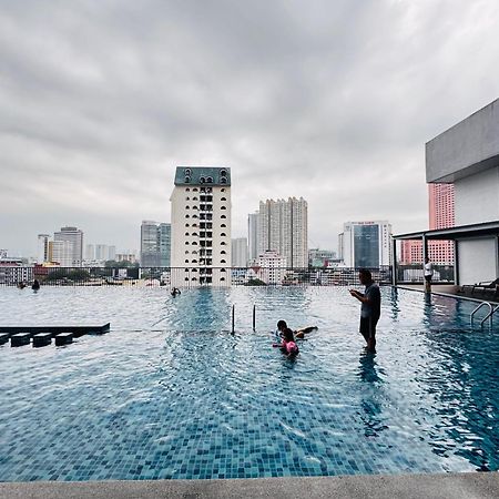 Chambers Suites Kl Куала Лумпур Екстериор снимка